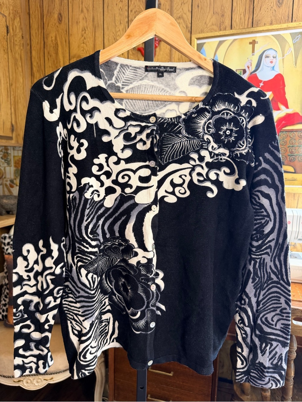 Vintage Pierri New York Black & White Beaded Floral-Abstract Button Cardigan